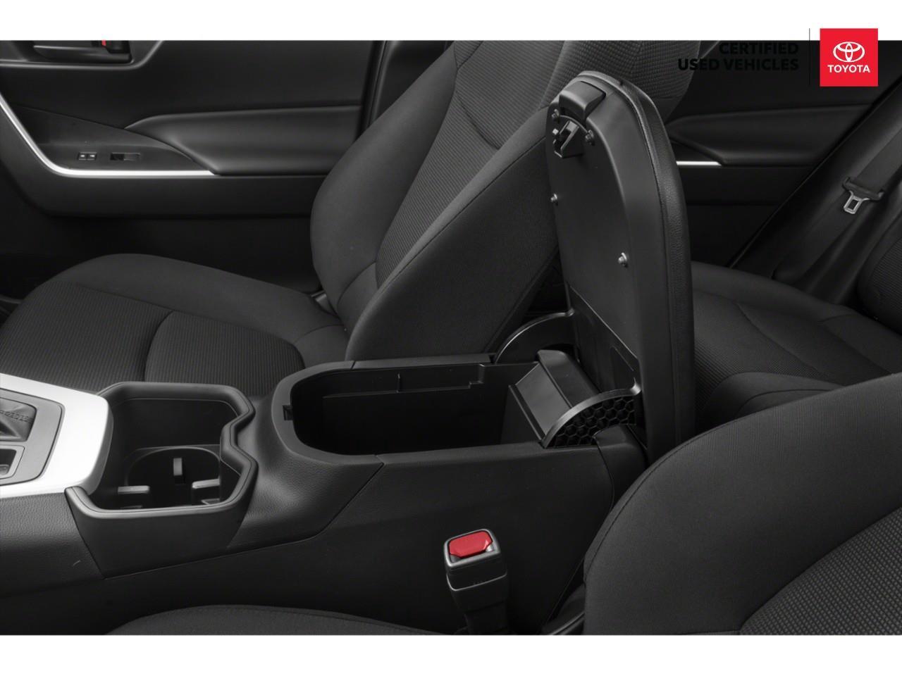 2024 Toyota RAV4 LE 4dr All-wheel Drive Photo