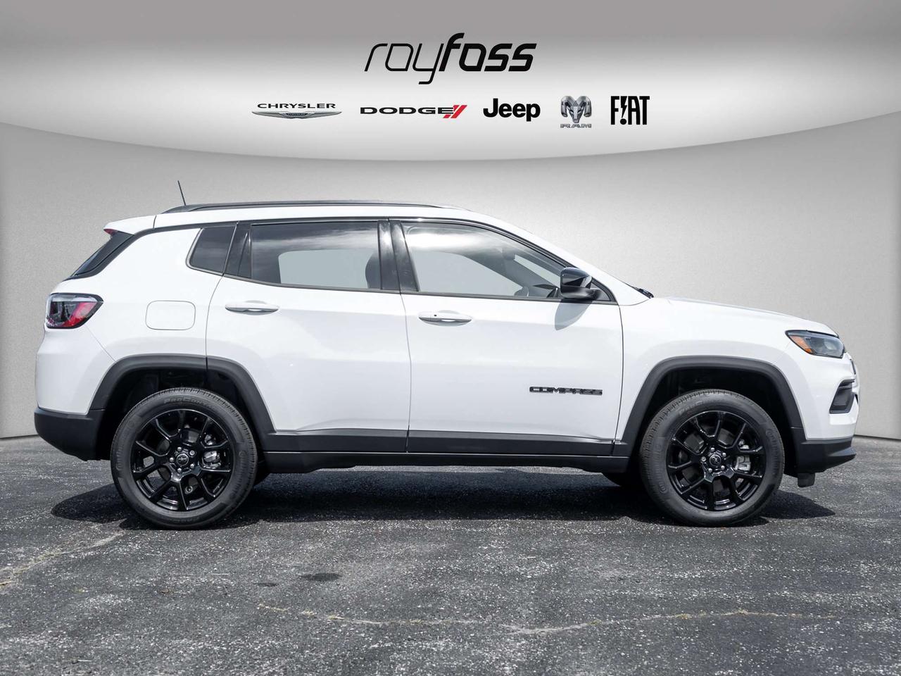 2026 Jeep Compass North   Demo   Clean Carfax   Blind Spot Photo