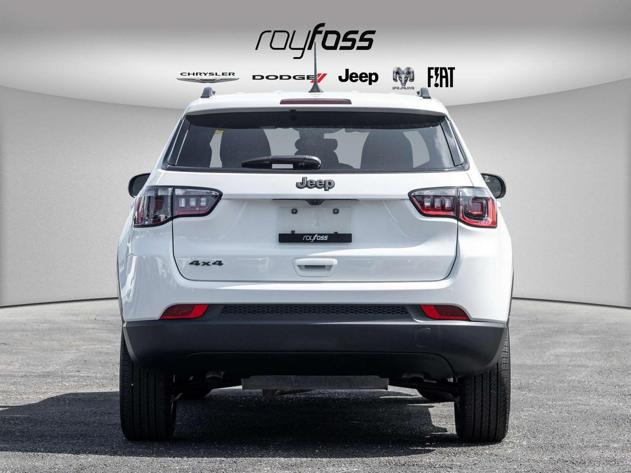 2026 Jeep Compass North   Demo   Clean Carfax   Blind Spot Photo