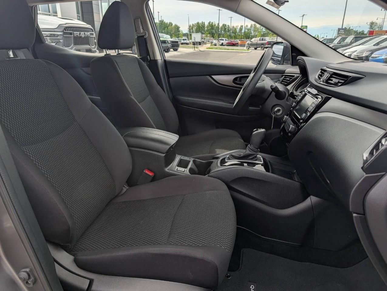 2023 Nissan Qashqai S LOW KMS/ ONE OWNER Photo