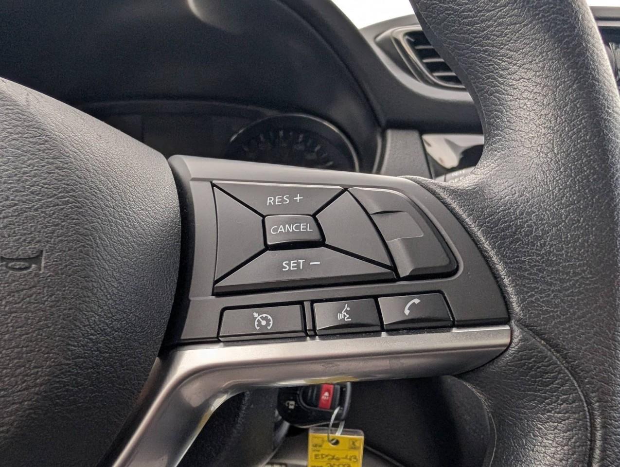 2023 Nissan Qashqai S LOW KMS/ ONE OWNER Photo