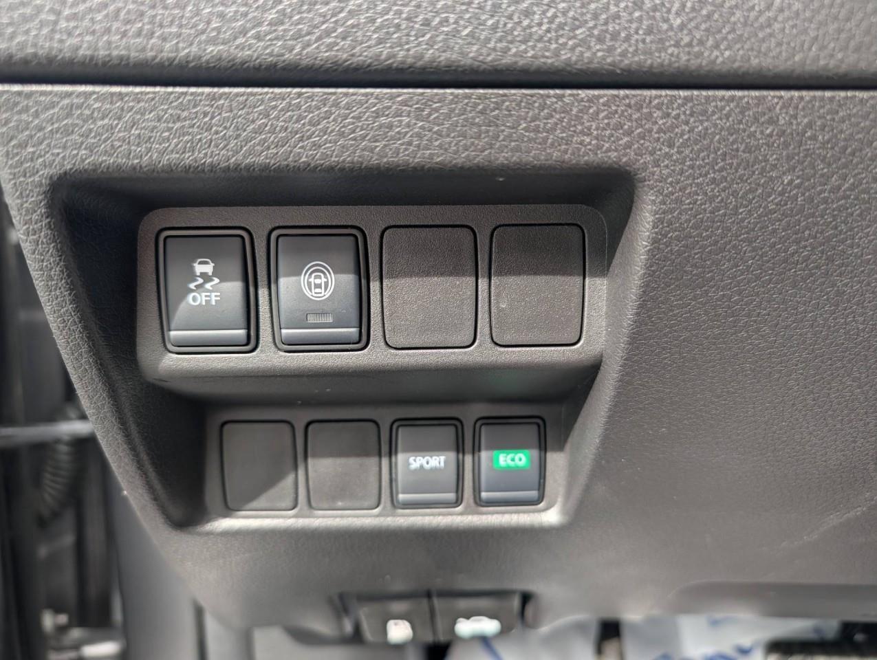 2023 Nissan Qashqai S LOW KMS/ ONE OWNER Photo