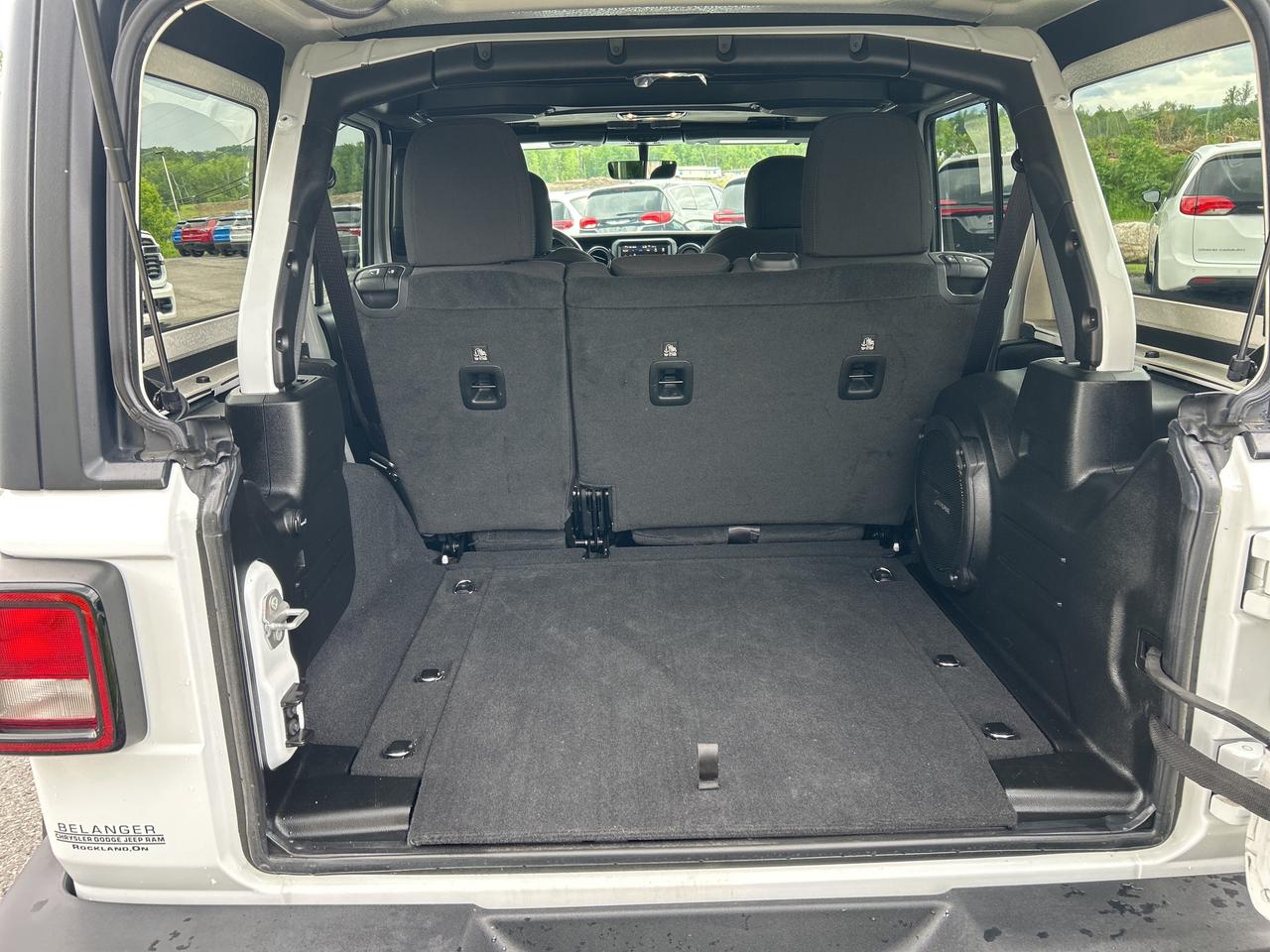 2023 Jeep Wrangler Sport Altitude Photo