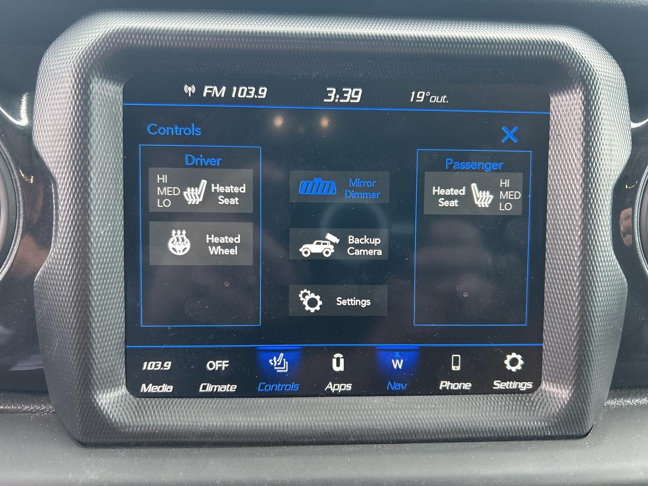 2023 Jeep Wrangler Sport Altitude Photo