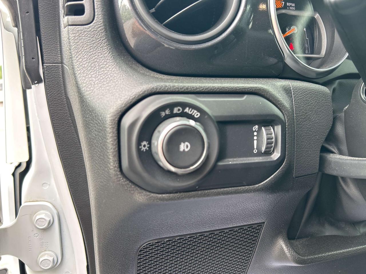 2023 Jeep Wrangler Sport Altitude Photo