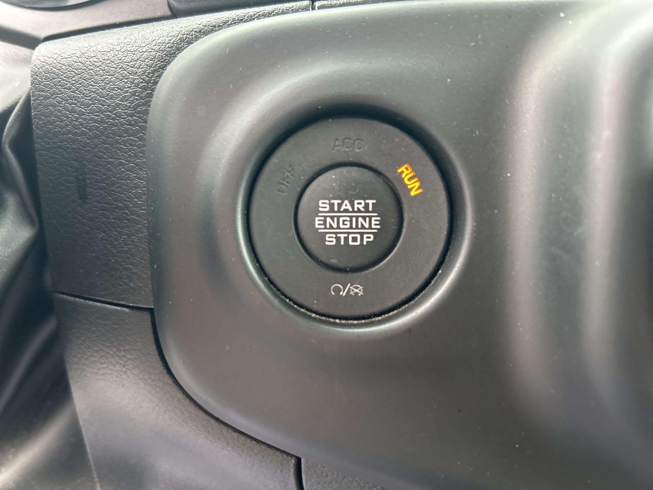 2023 Jeep Wrangler Sport Altitude Photo