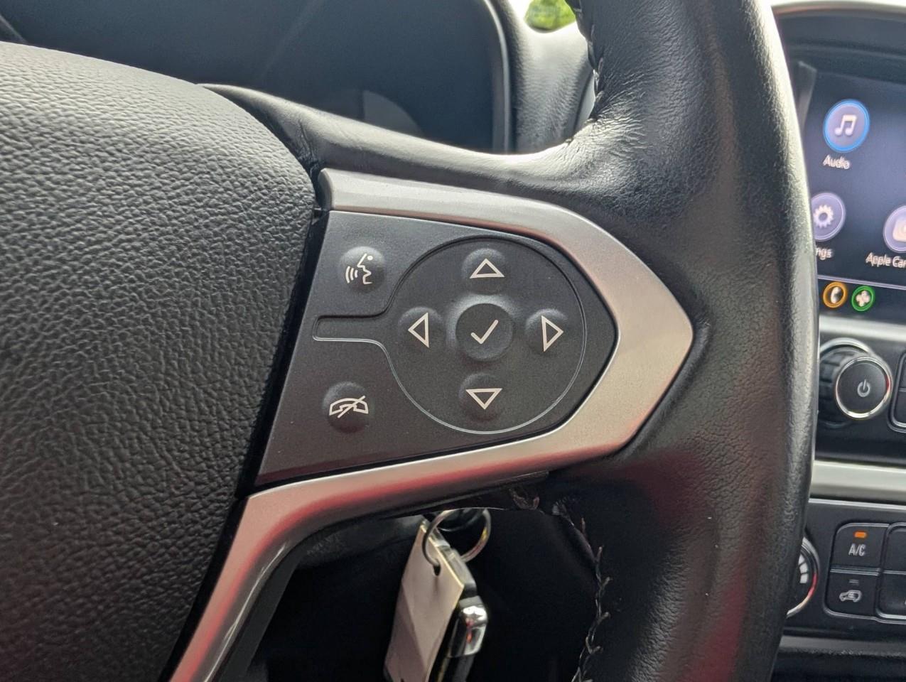 2019 Chevrolet Colorado LT Includes used winter tires on rims Photo