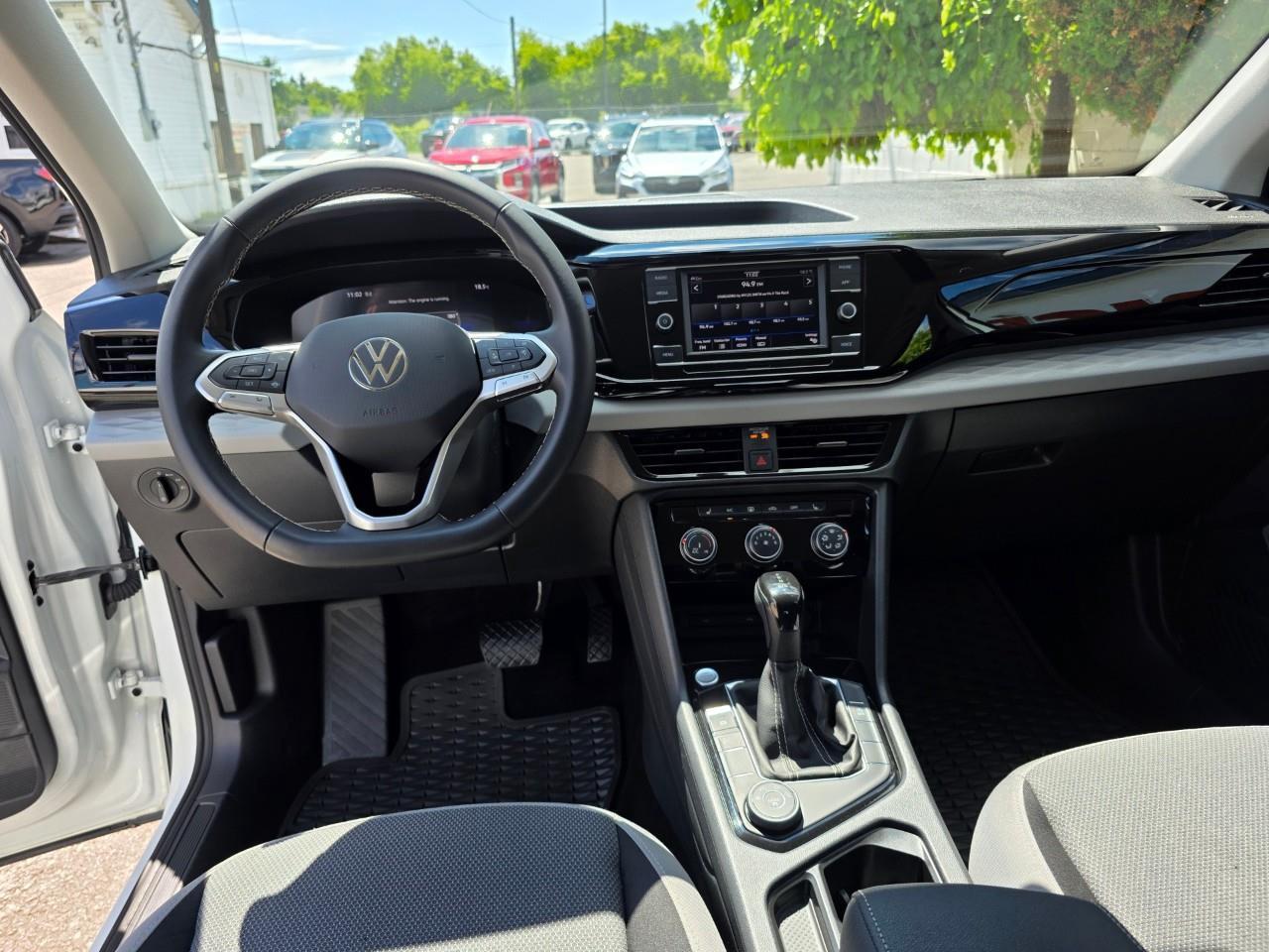 2024 Volkswagen Taos Trendline 4dr All-Wheel Drive 4MOTION Photo