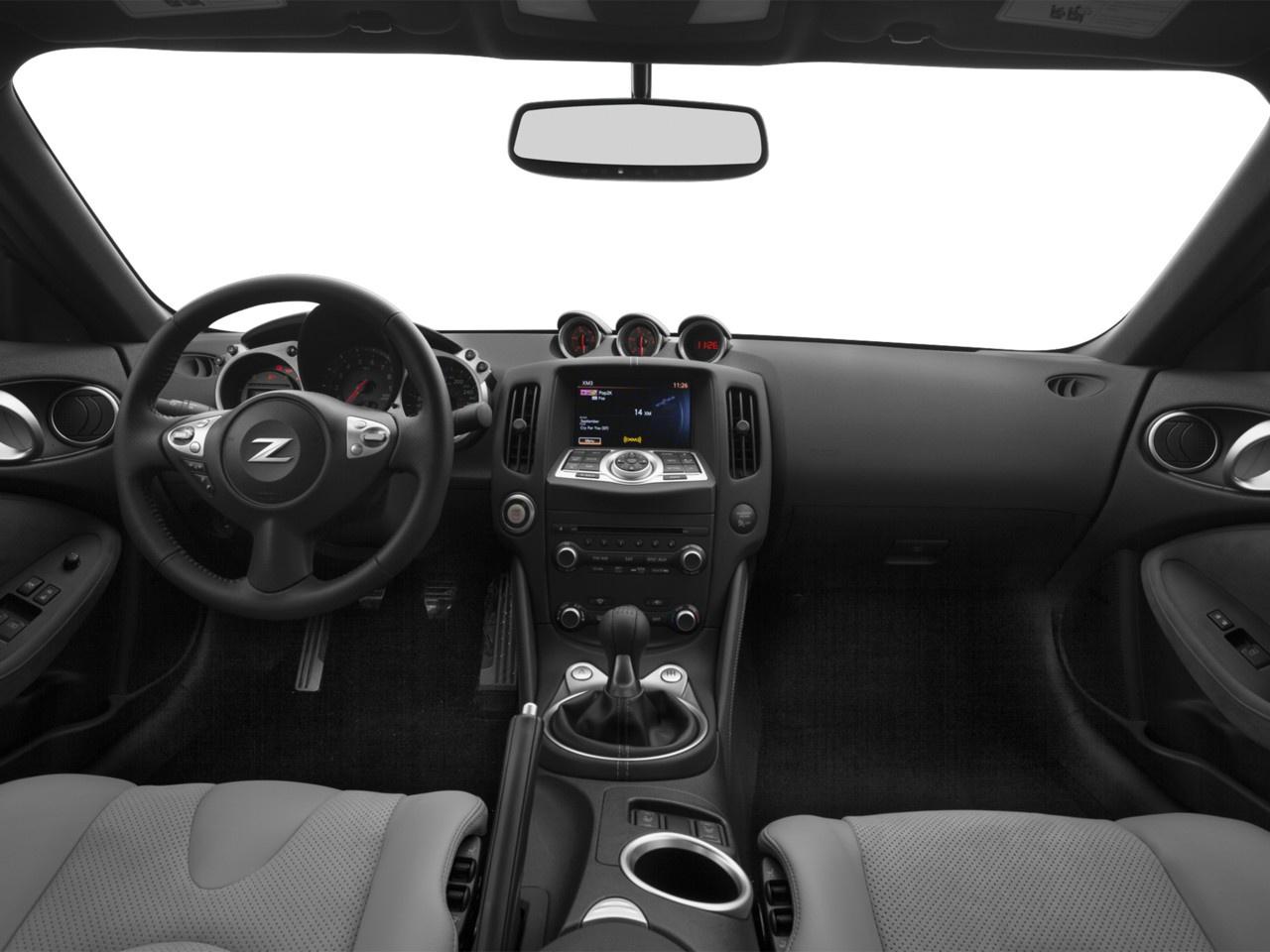 2016 Nissan 370Z 2dr Cpe Manual Sport Photo4