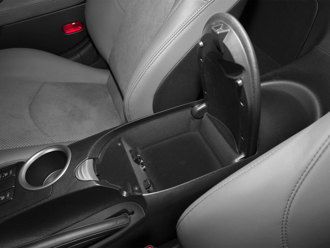 2016 Nissan 370Z 2dr Cpe Manual Sport Photo