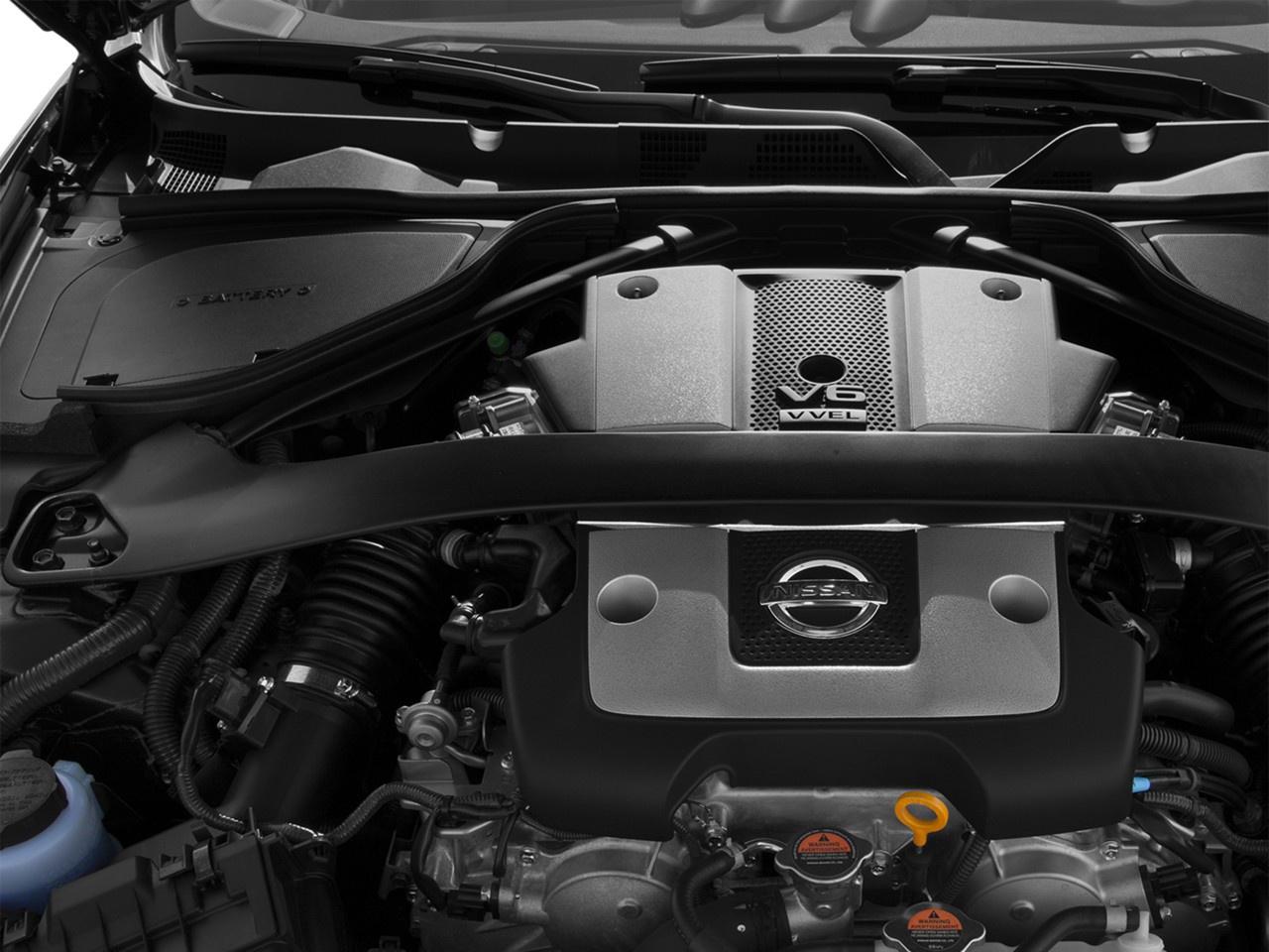 2016 Nissan 370Z 2dr Cpe Manual Sport Photo