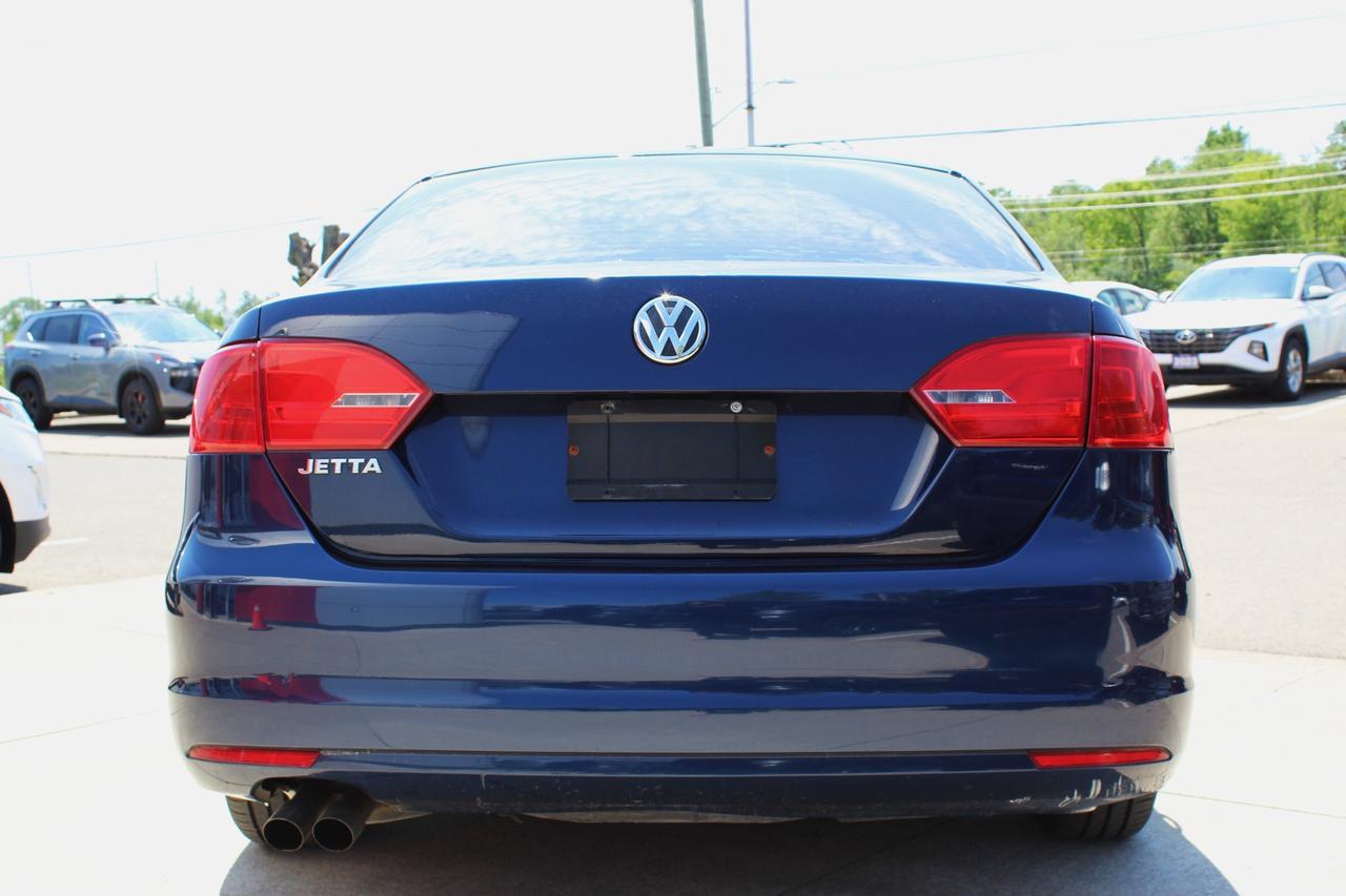 2014 Volkswagen Jetta Sedan Comfortline Photo