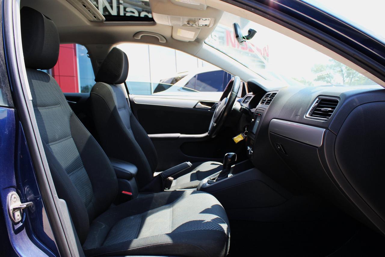 2014 Volkswagen Jetta Sedan Comfortline Photo