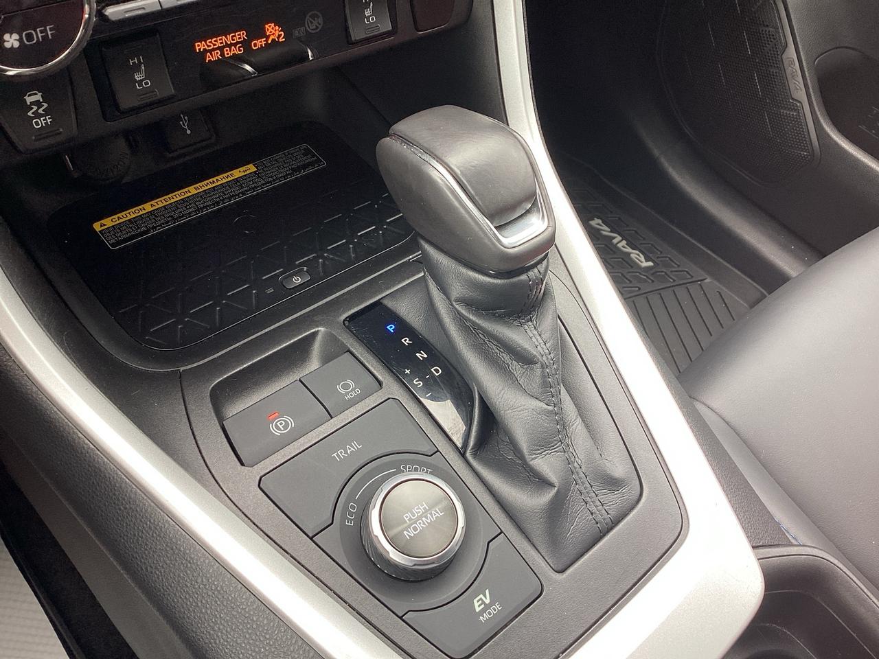 2021 Toyota RAV4 Hybrid Technology Pkg AWD Photo