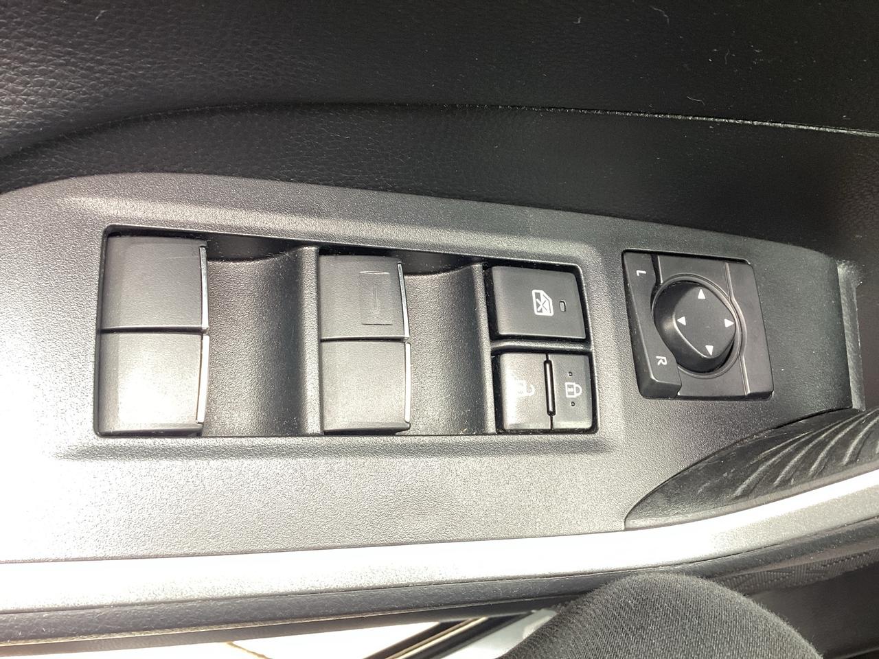 2021 Toyota RAV4 Hybrid Technology Pkg AWD Photo