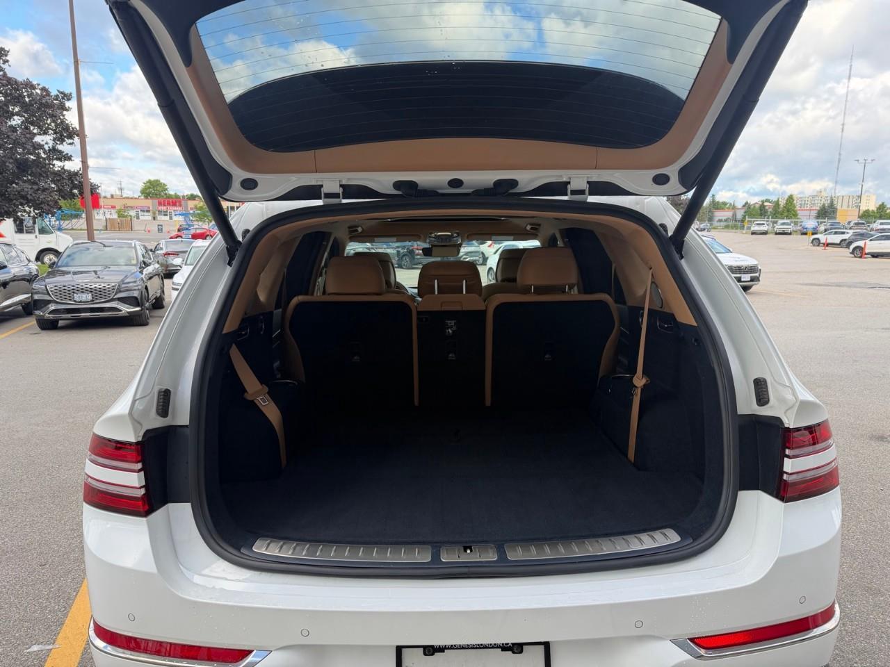 2024 Genesis GV80 3.5T Prestige 7P 4dr All-Wheel Drive Photo