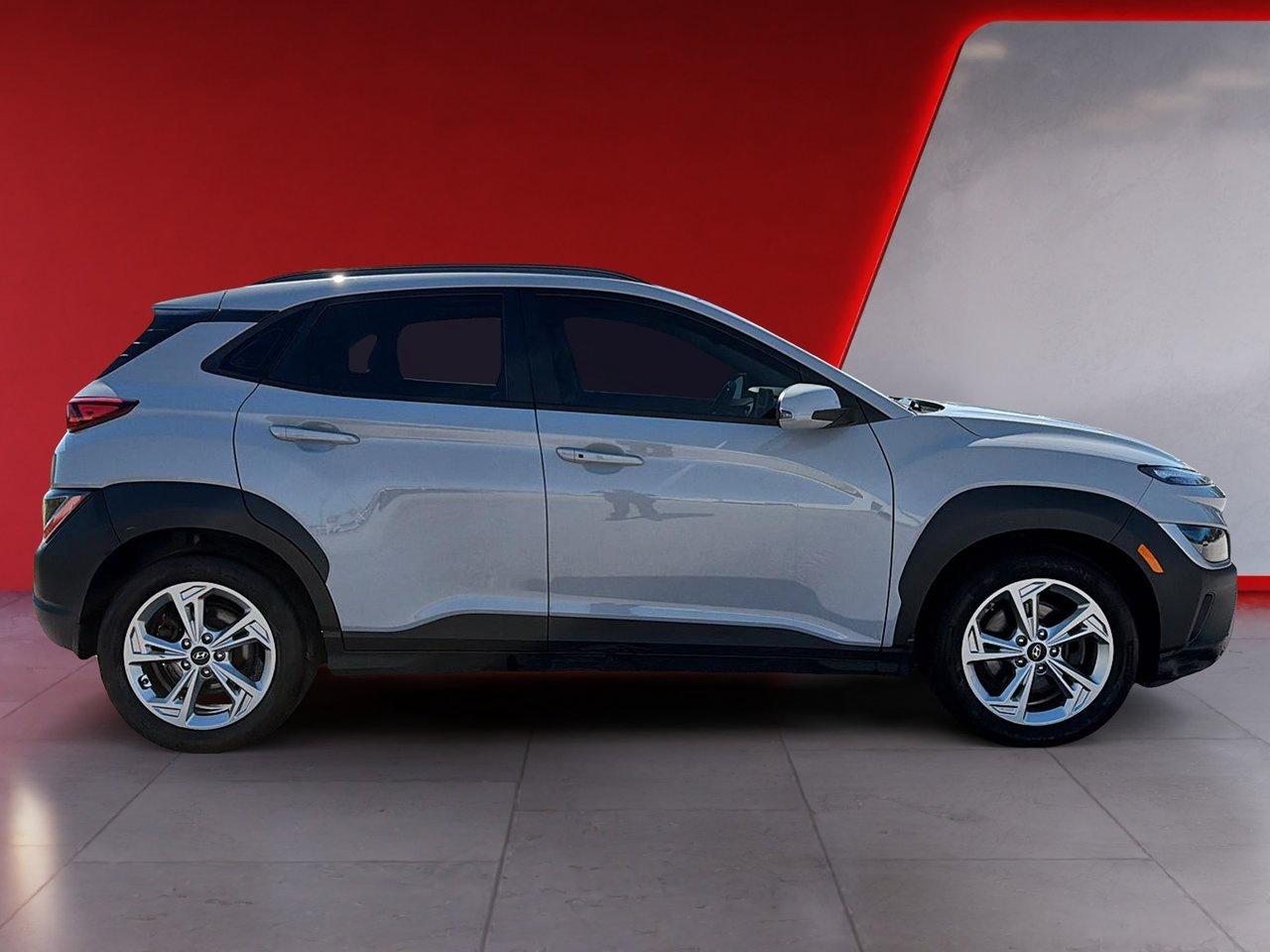 2022 Hyundai KONA Preferred AWD Photo