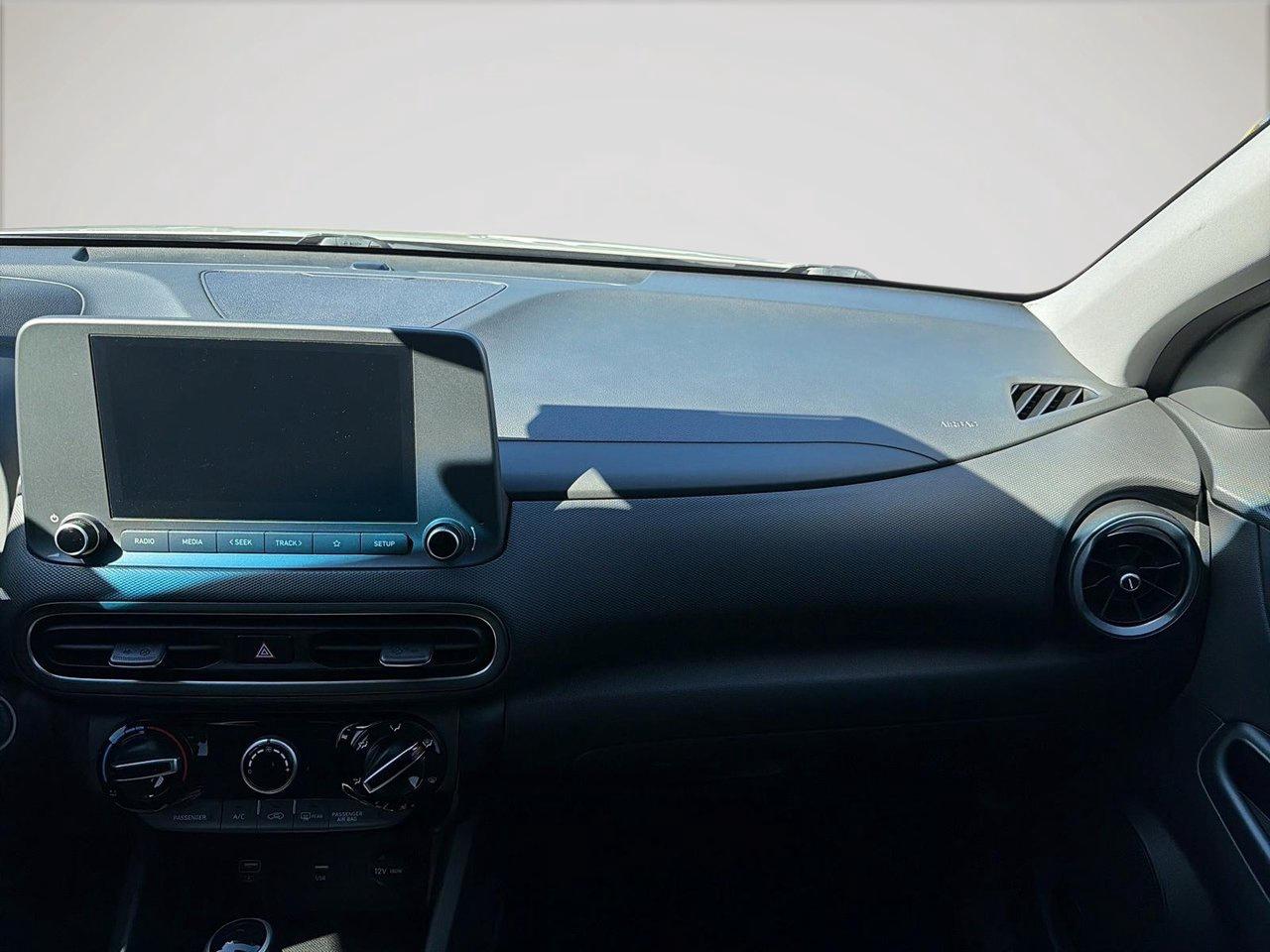 2022 Hyundai KONA Preferred AWD Photo