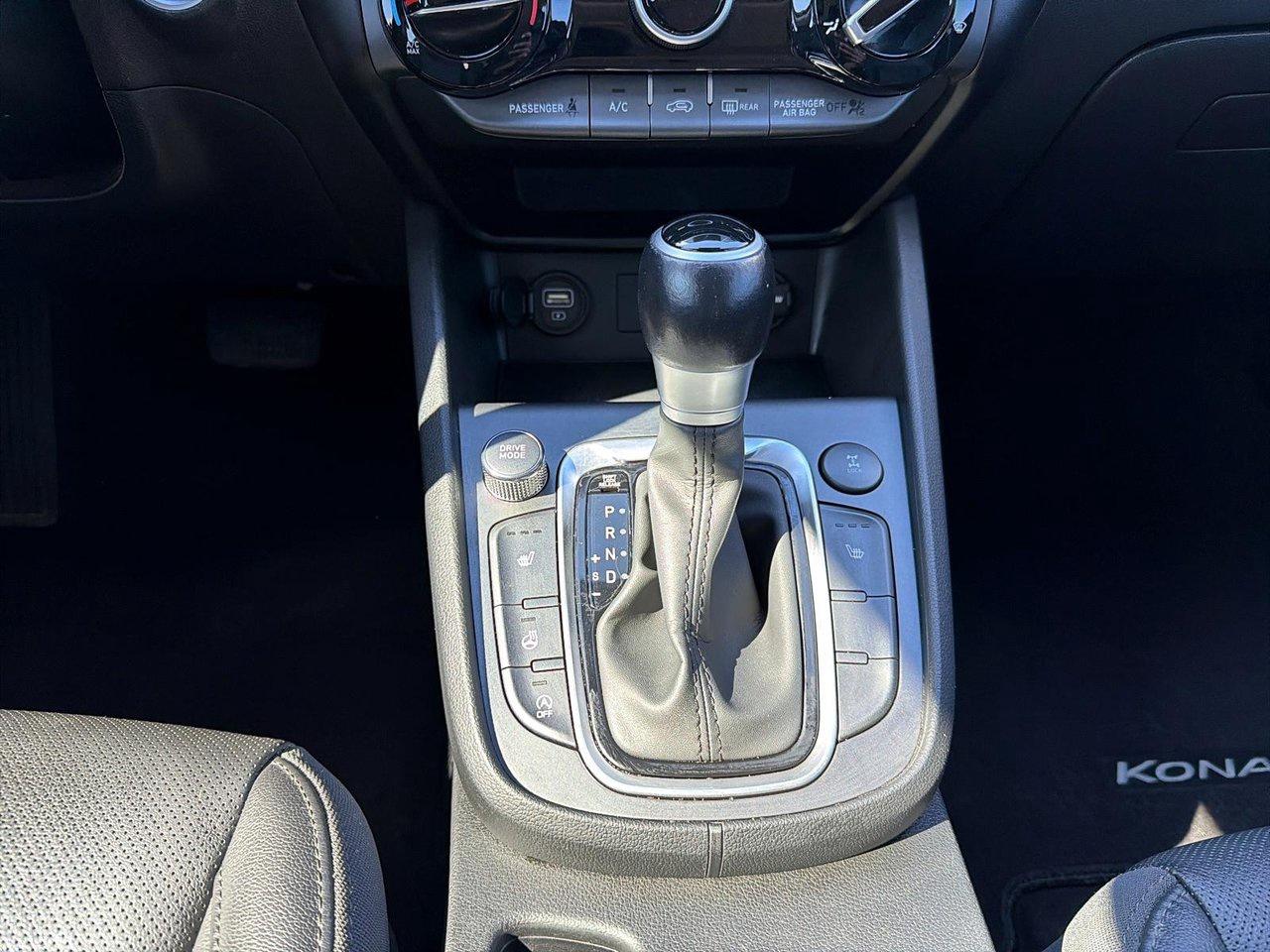 2022 Hyundai KONA Preferred AWD Photo