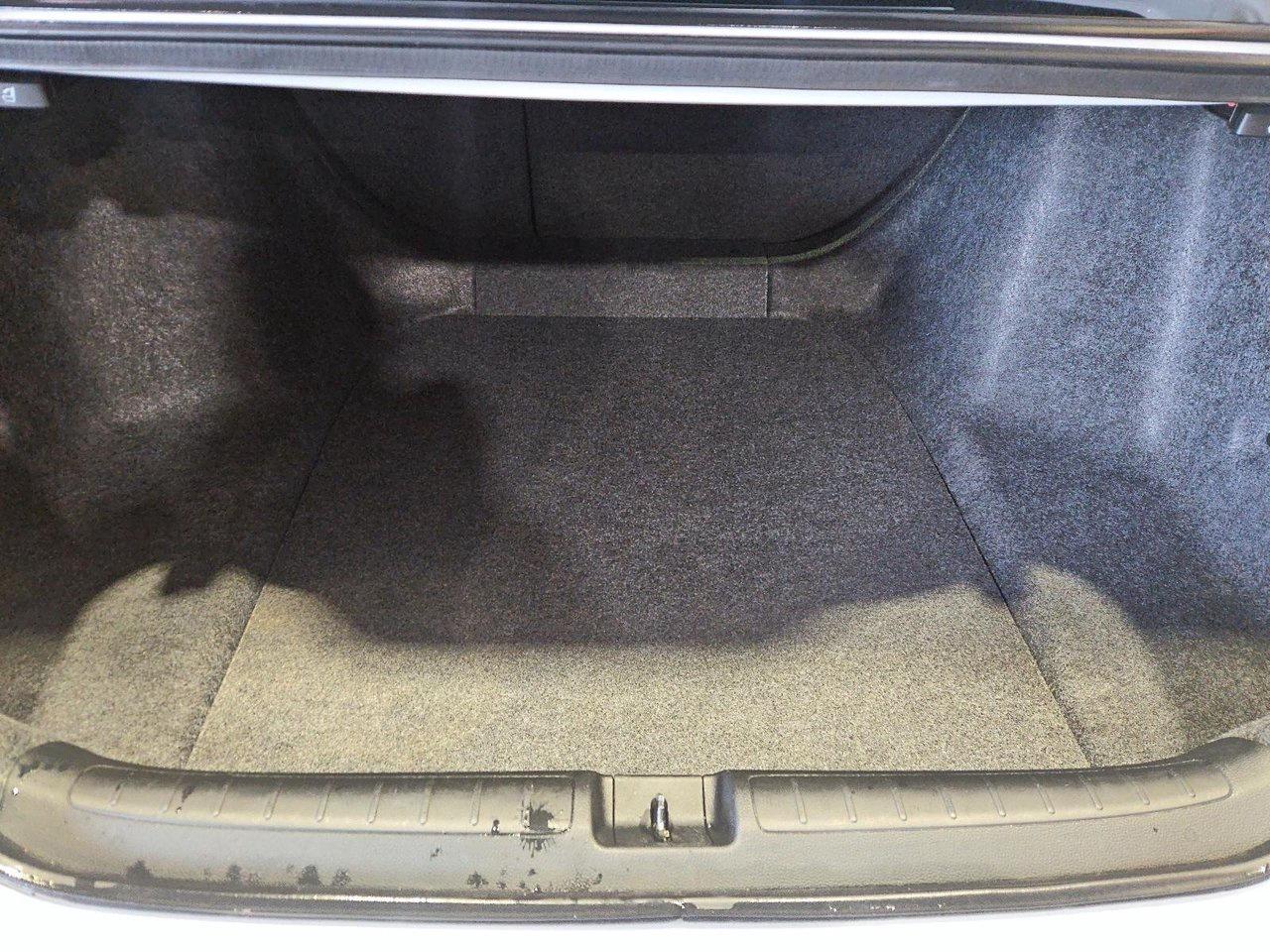2020 Honda Accord Sedan LX FWD Photo