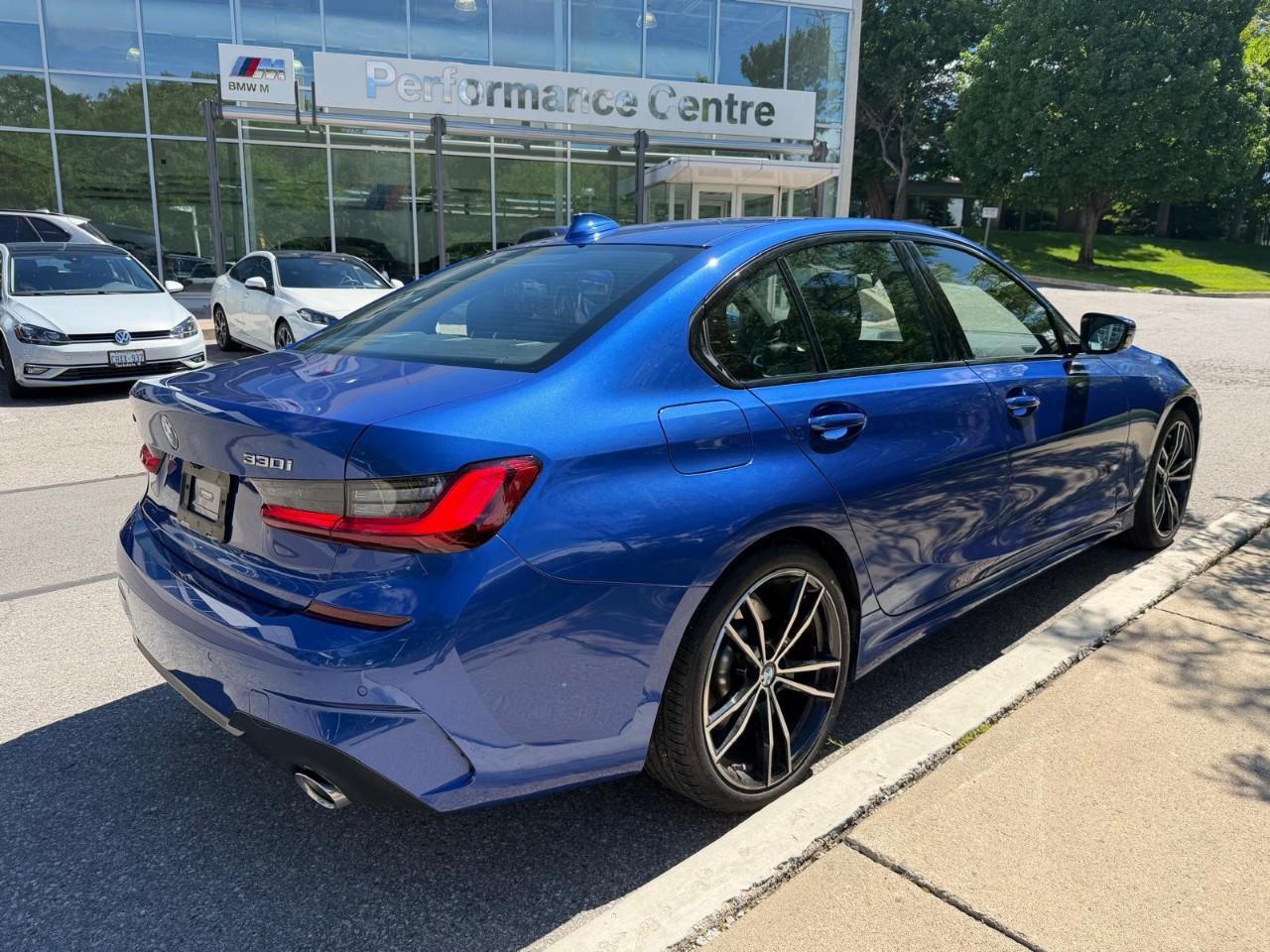2022 BMW 330 i xDrive 4dr All-Wheel Drive Sedan Photo