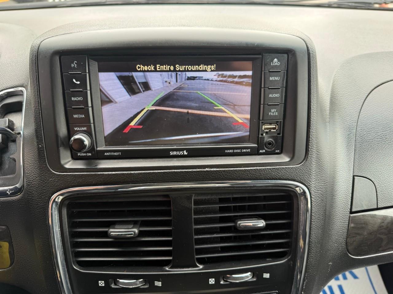 2017 Dodge Grand Caravan Crew Passenger Van Photo