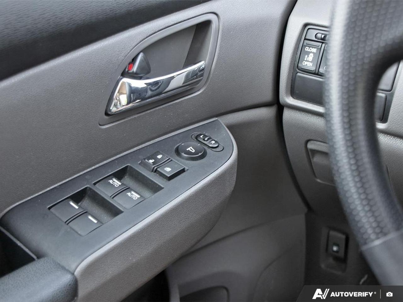 2017 Honda Odyssey EX Photo