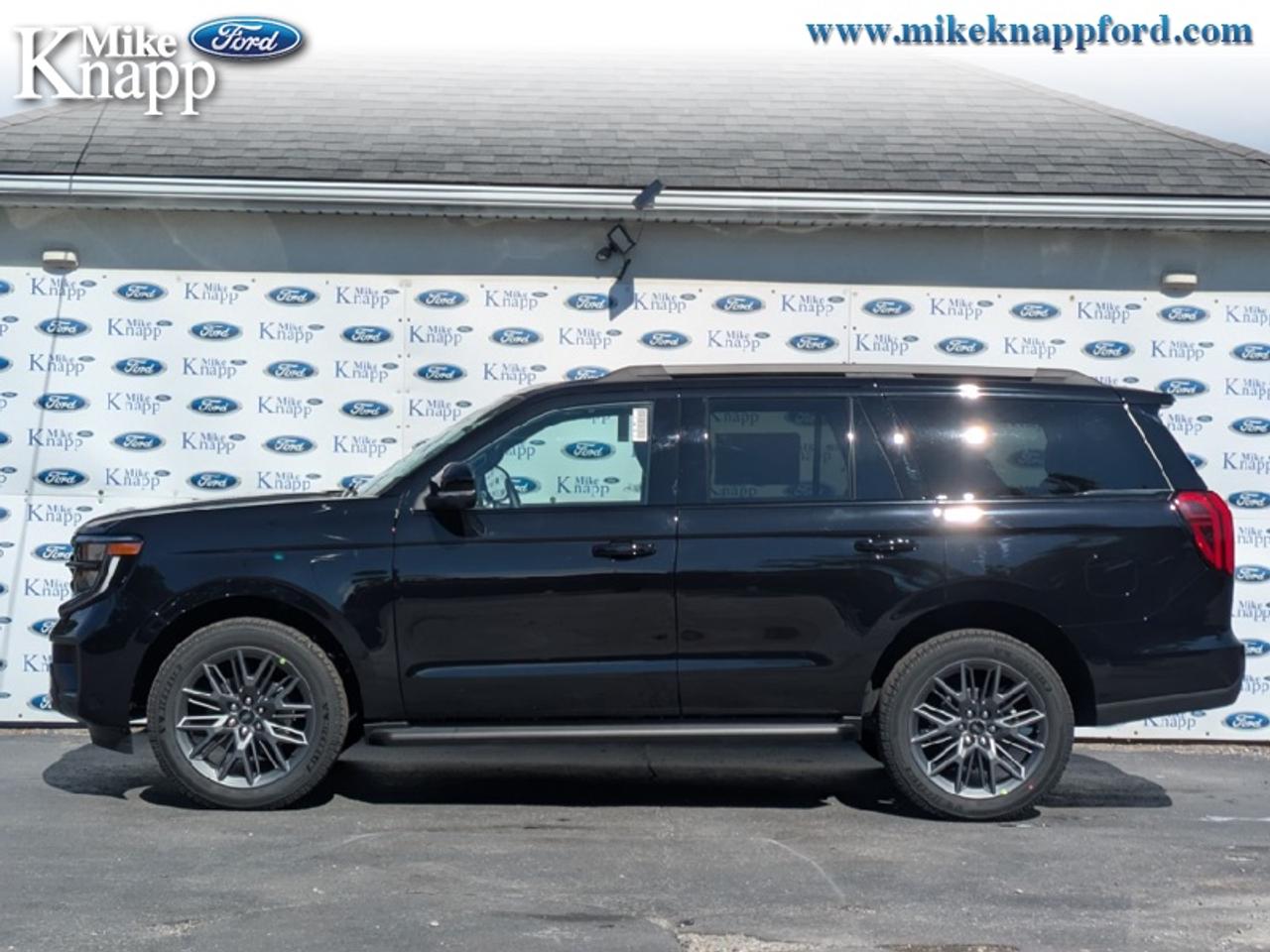 2026 Ford Expedition Platinum Photo