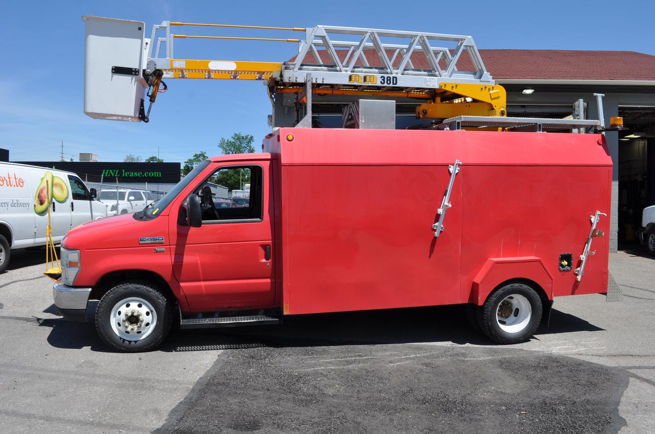 2015 Ford Econoline E-450 Super Duty RH 38D BOOM TRUCK Photo
