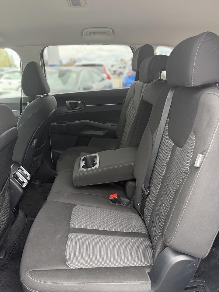 2024 Kia Sorento 2.5L LX 4dr All-Wheel Drive Photo