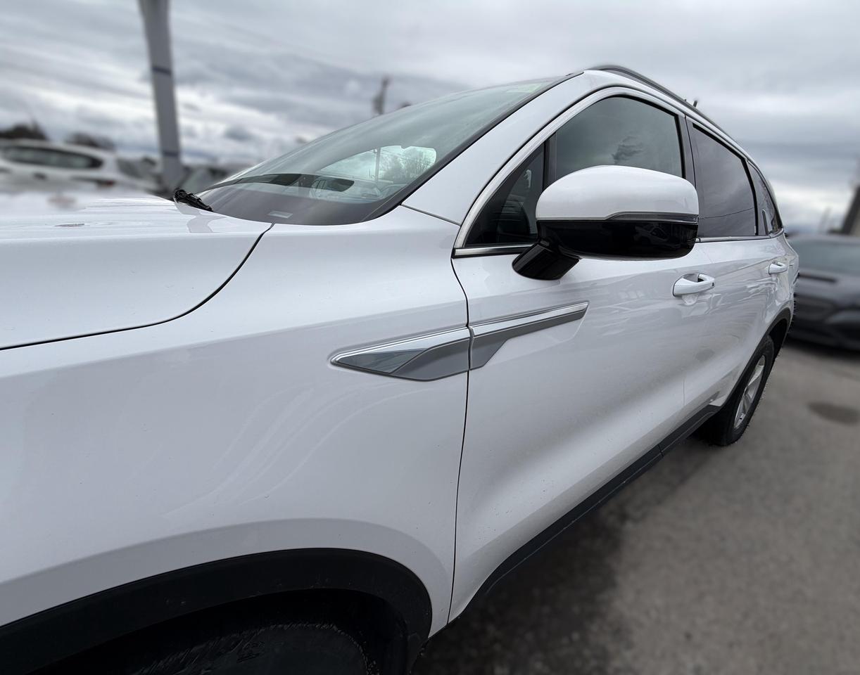 2024 Kia Sorento 2.5L LX 4dr All-Wheel Drive Photo