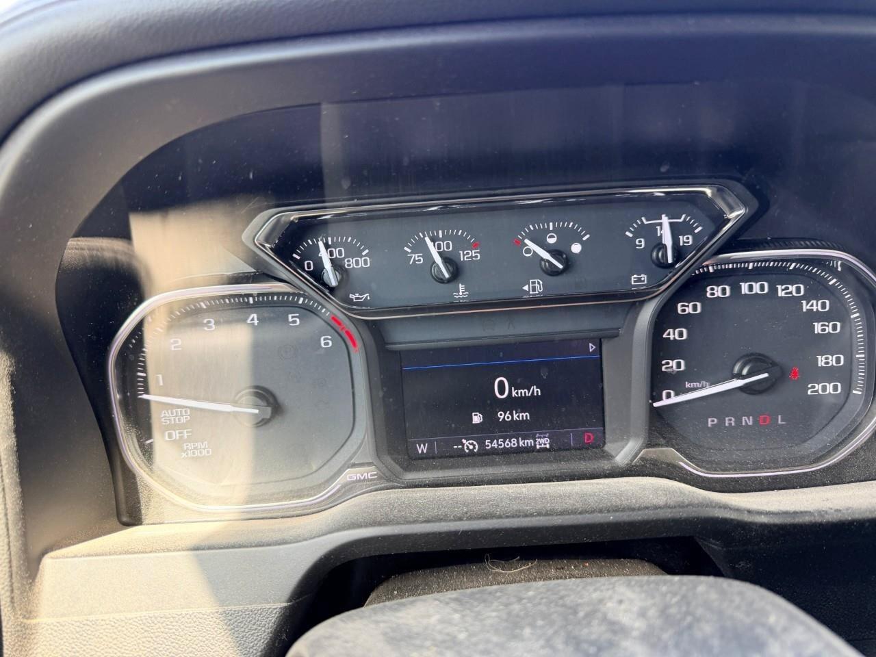 2021 GMC Sierra 1500 4WD Crew Cab 147  SLE Photo