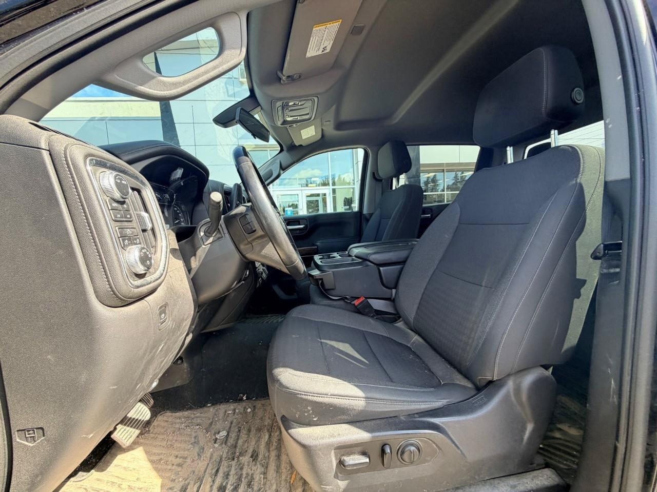 2021 GMC Sierra 1500 4WD Crew Cab 147  SLE Photo