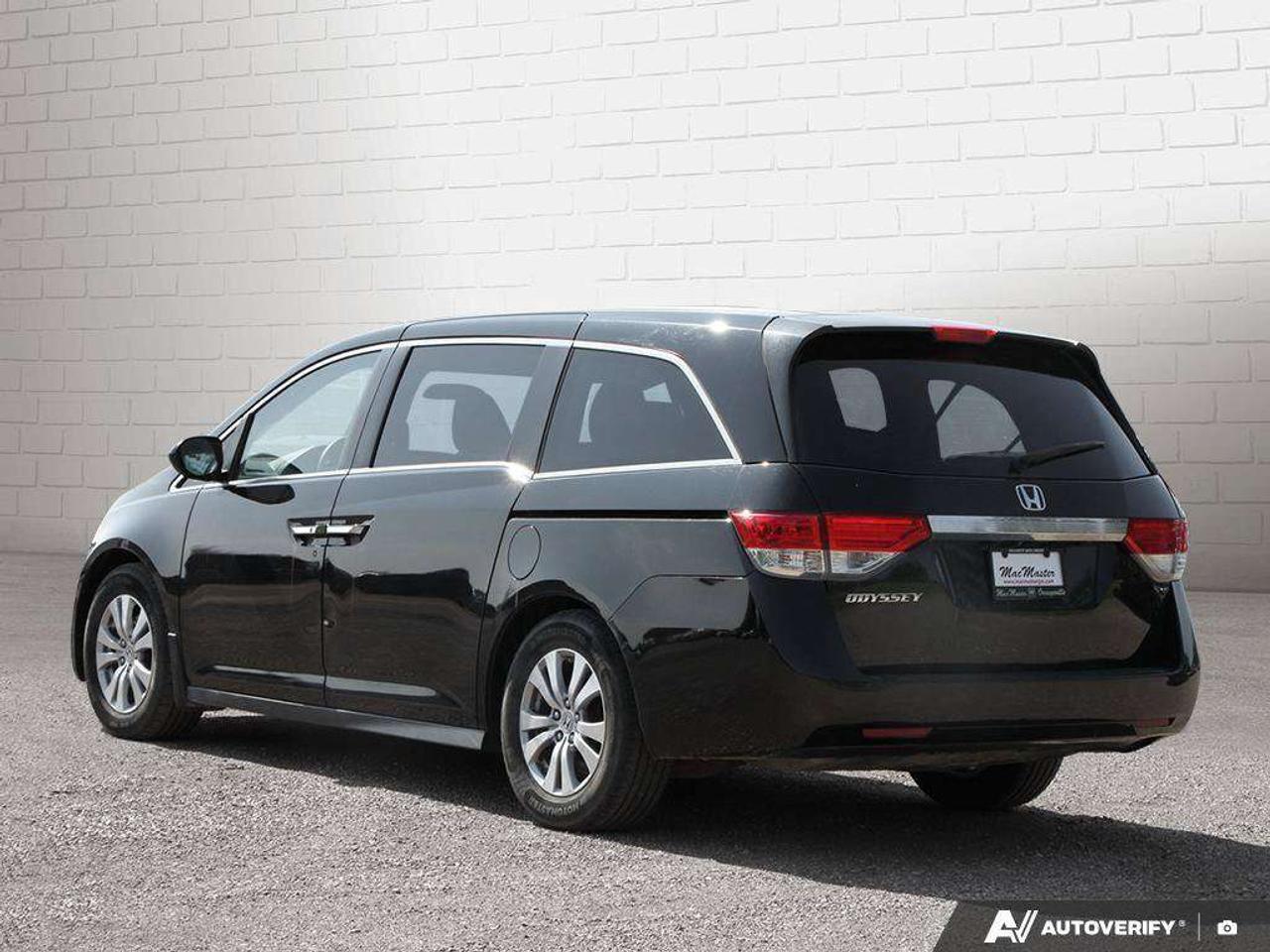 2017 Honda Odyssey EX, 3.5L V6, ALLOYS, CLOTH, 8-PASSENGER, SNOWS, AS-TRADED! Photo