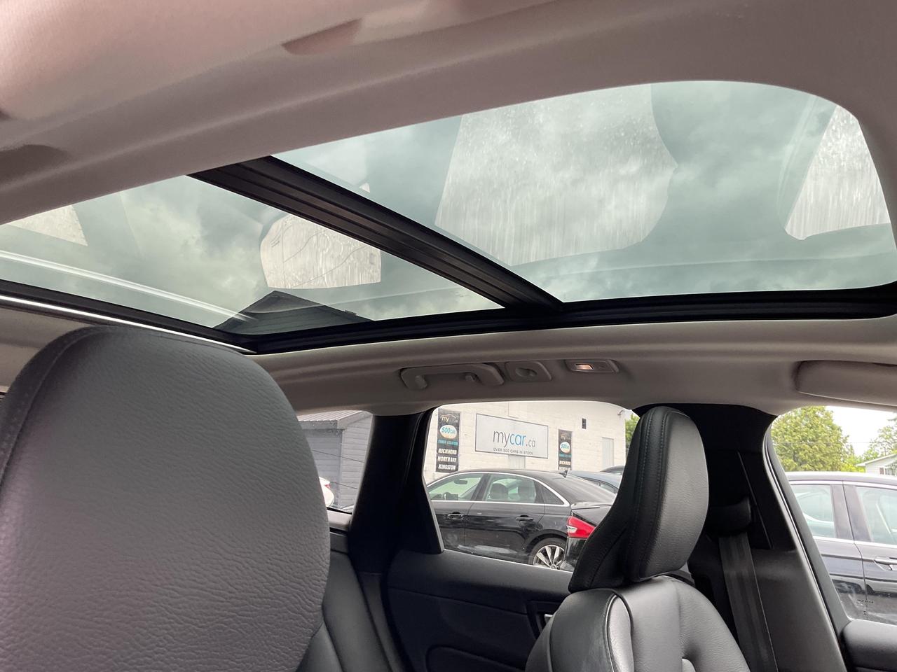 2023 Volvo XC60 B6 Plus Bright Theme 4dr All-Wheel Drive Sport Utility Photo