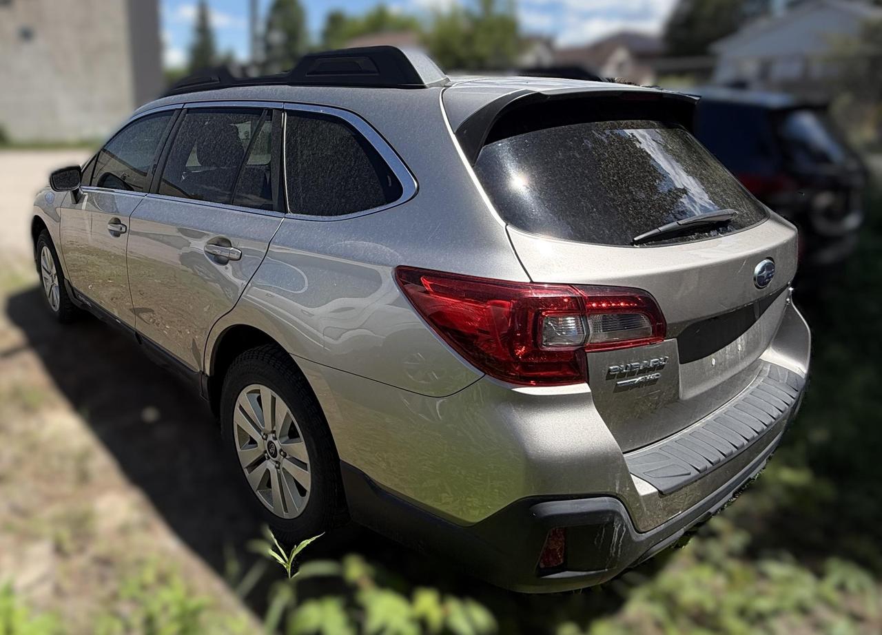 2018 Subaru Outback  Photo