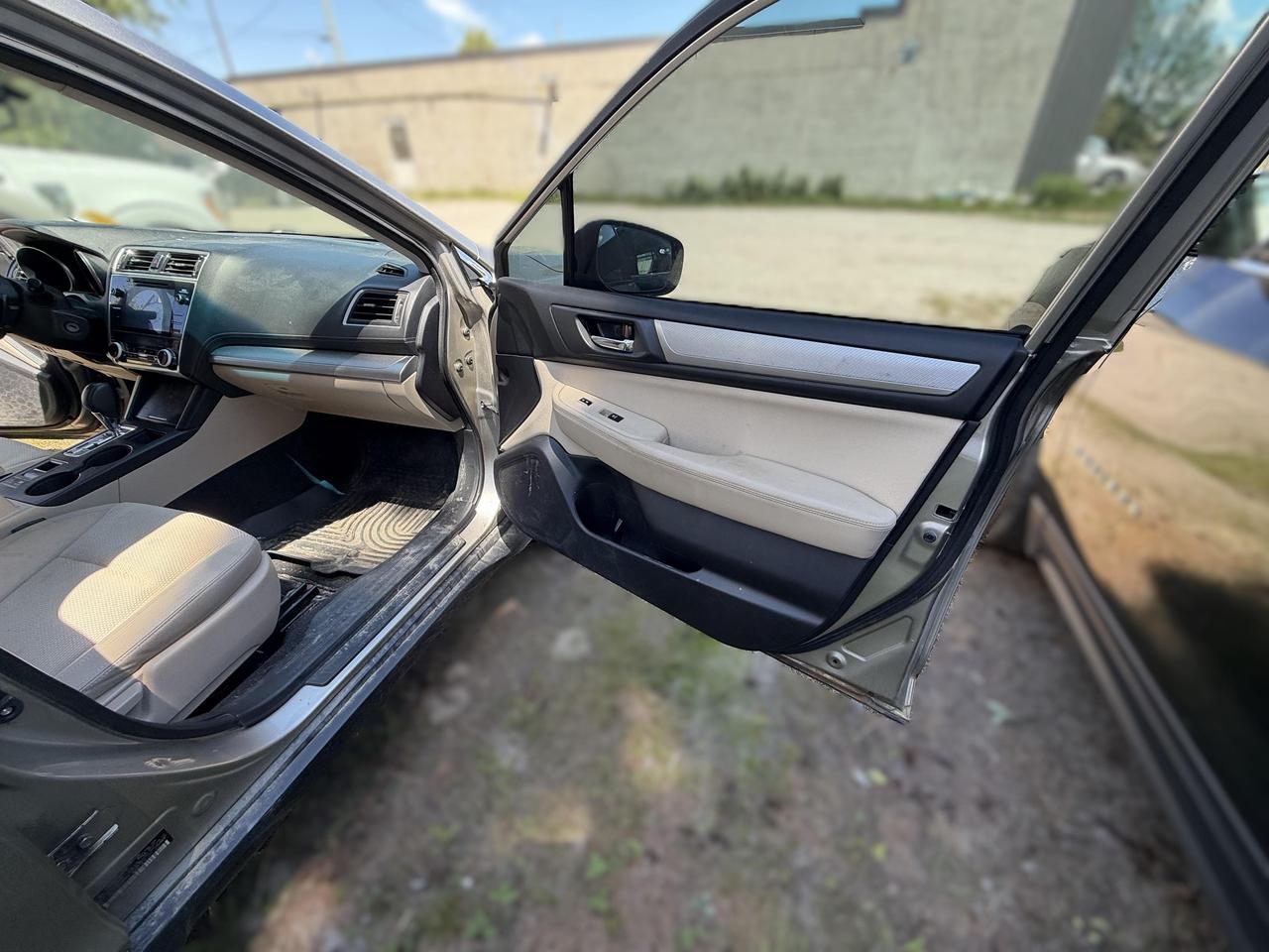 2018 Subaru Outback  Photo