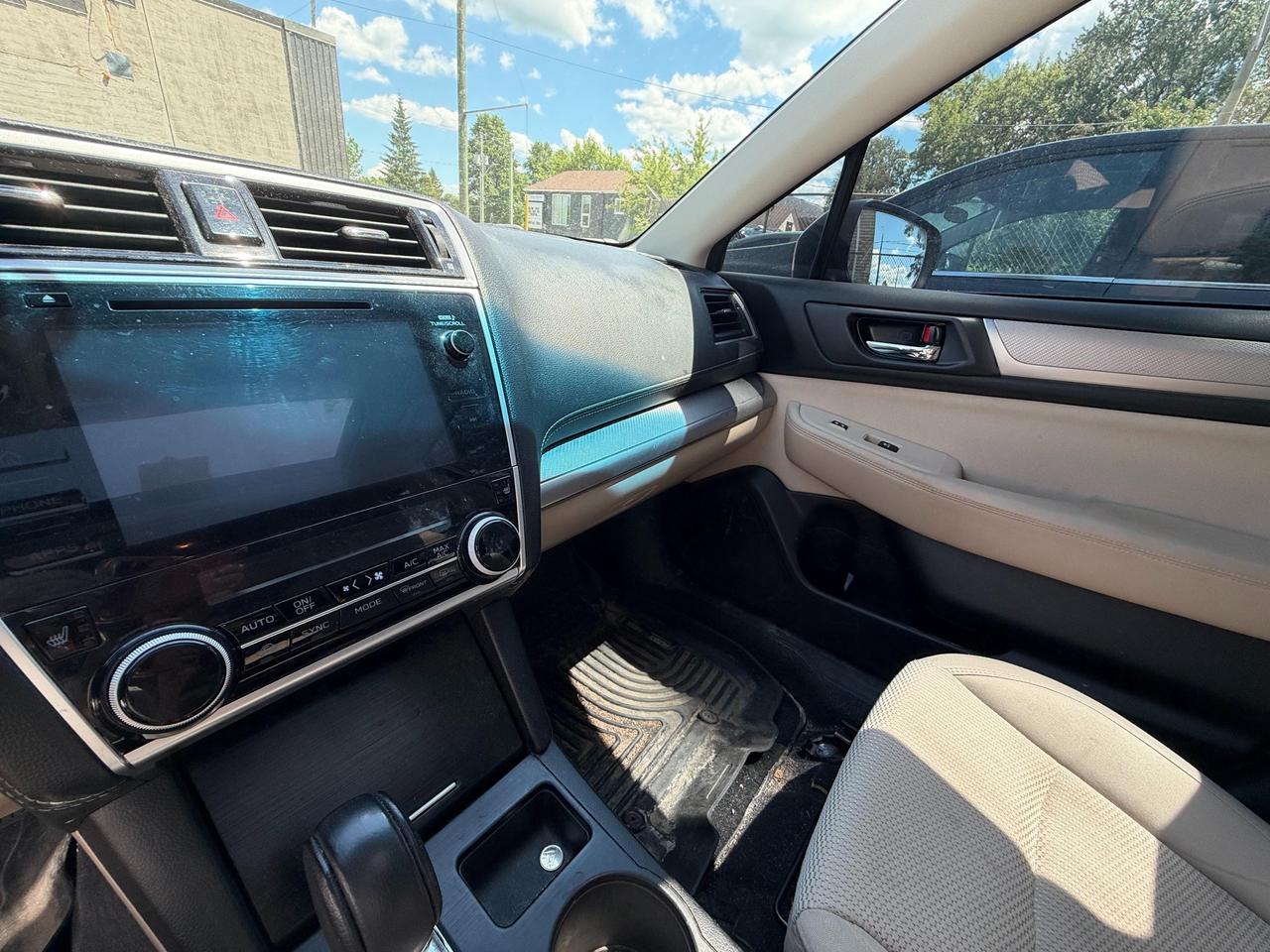 2018 Subaru Outback  Photo