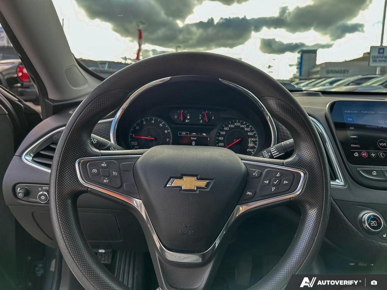 2019 Chevrolet Malibu LT 4dr SEDAN Photo
