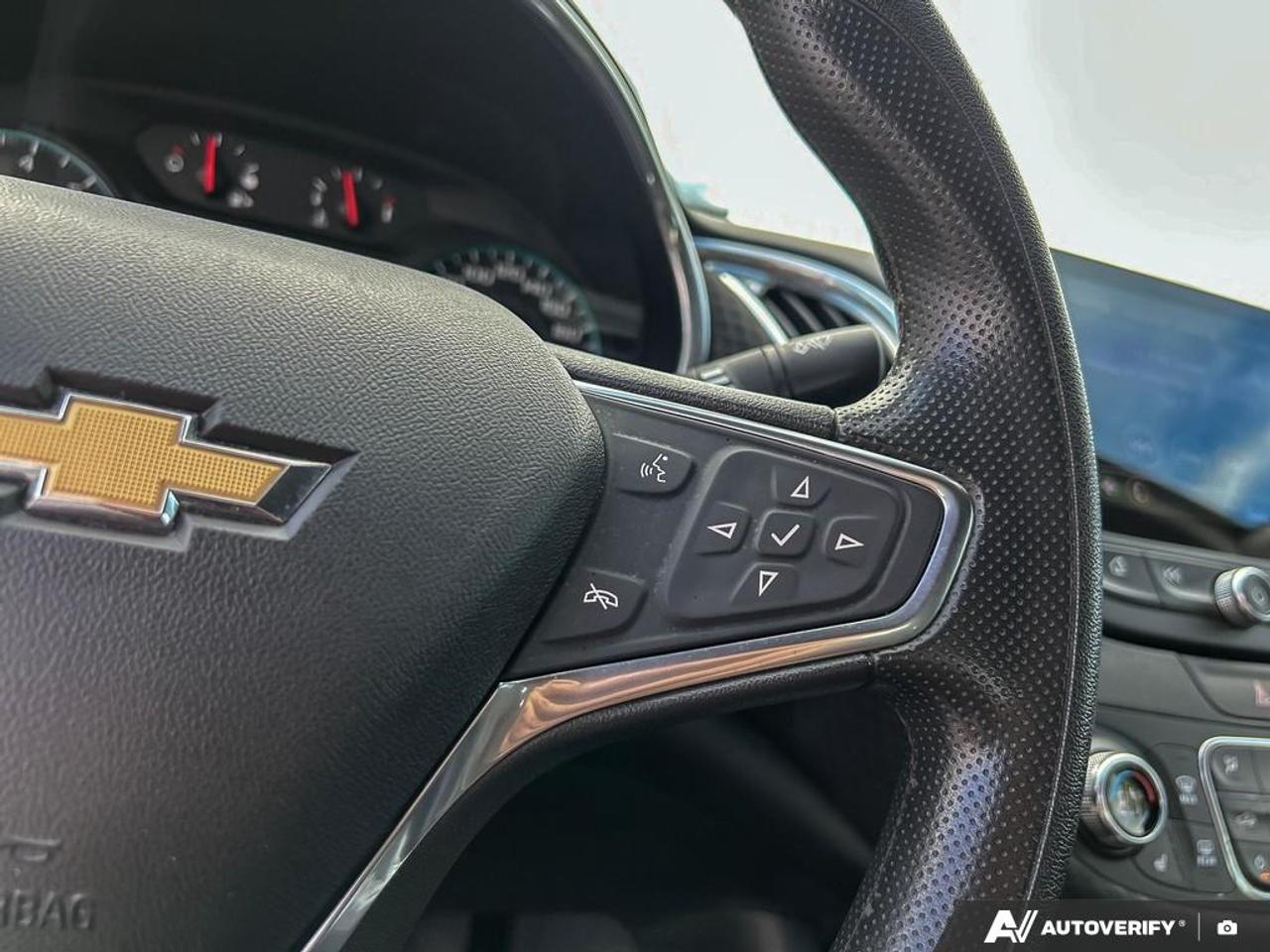 2019 Chevrolet Malibu LT 4dr SEDAN Photo