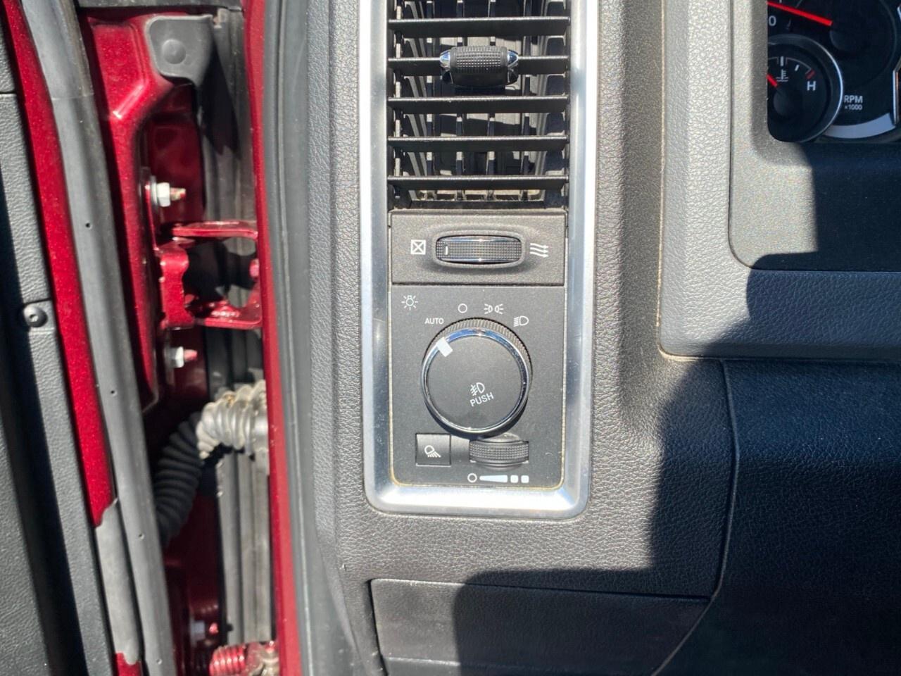 2017 RAM 1500 4WD Crew Cab 5.7 Ft Box SLT Photo