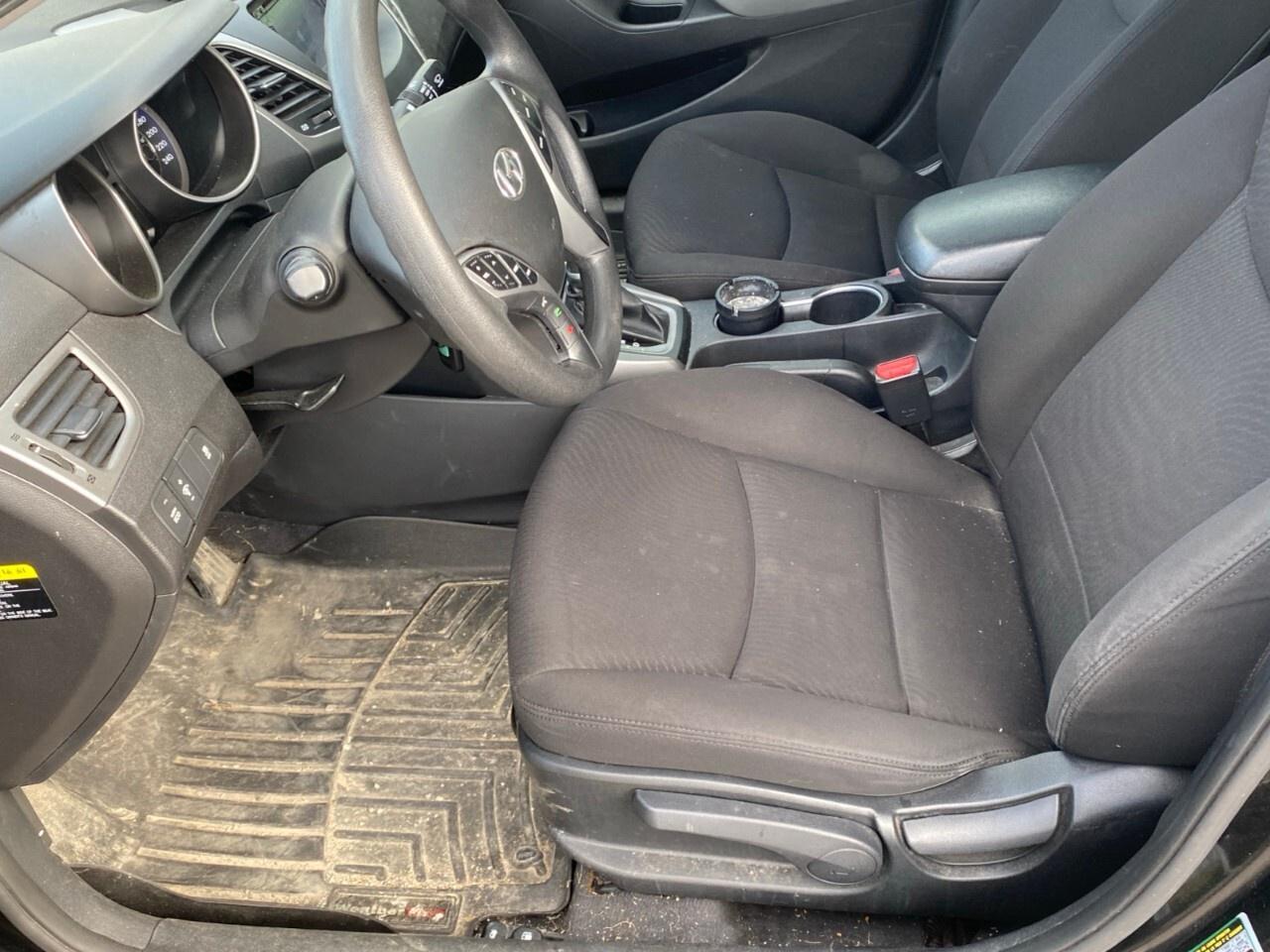 2016 Hyundai Elantra 4dr Sdn Auto Sport Appearance Photo