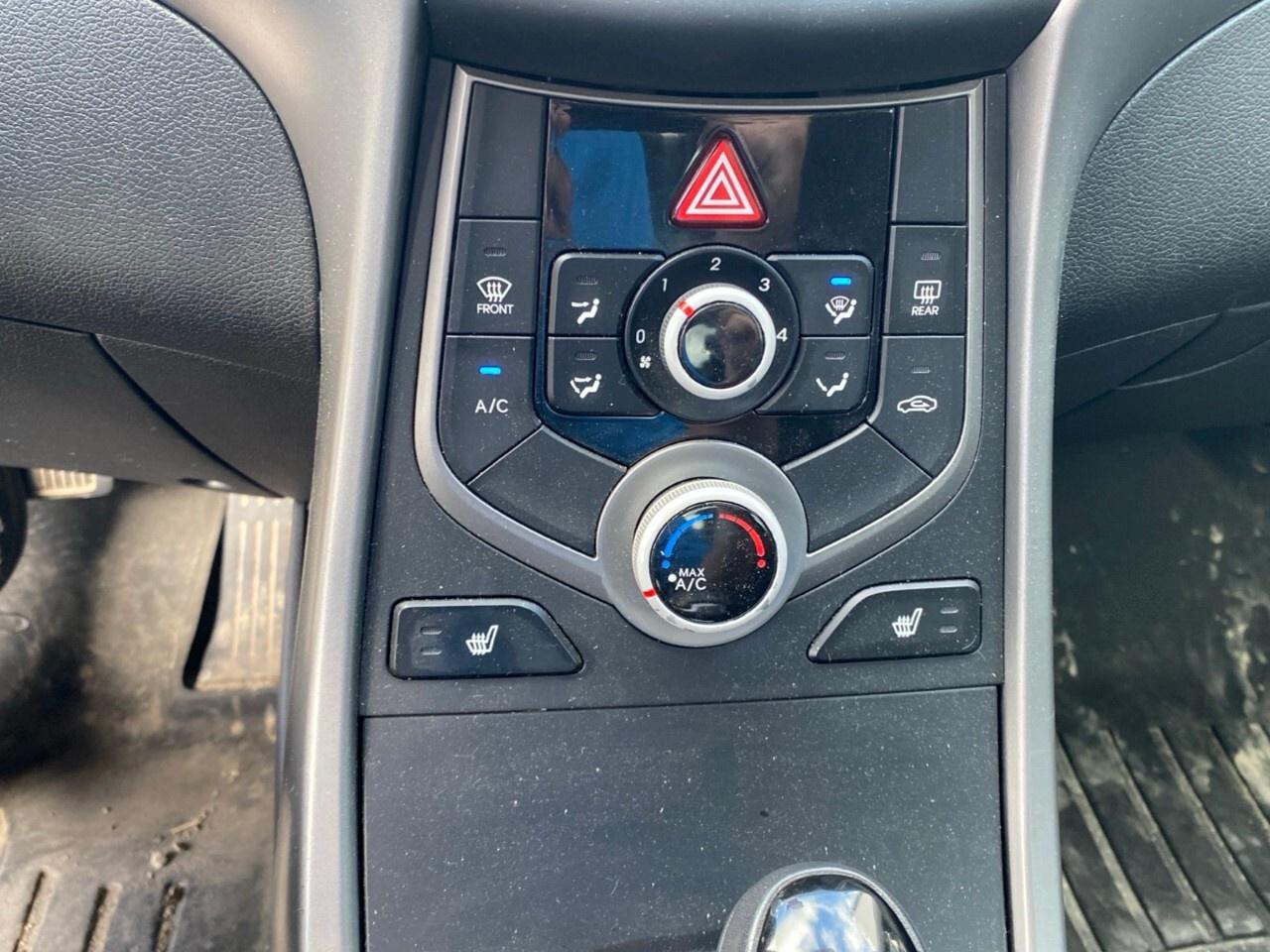 2016 Hyundai Elantra 4dr Sdn Auto Sport Appearance Photo