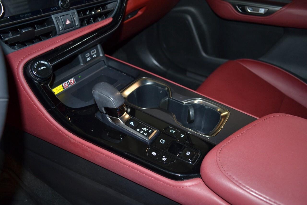 2024 Lexus NX 350 LUXURY Photo