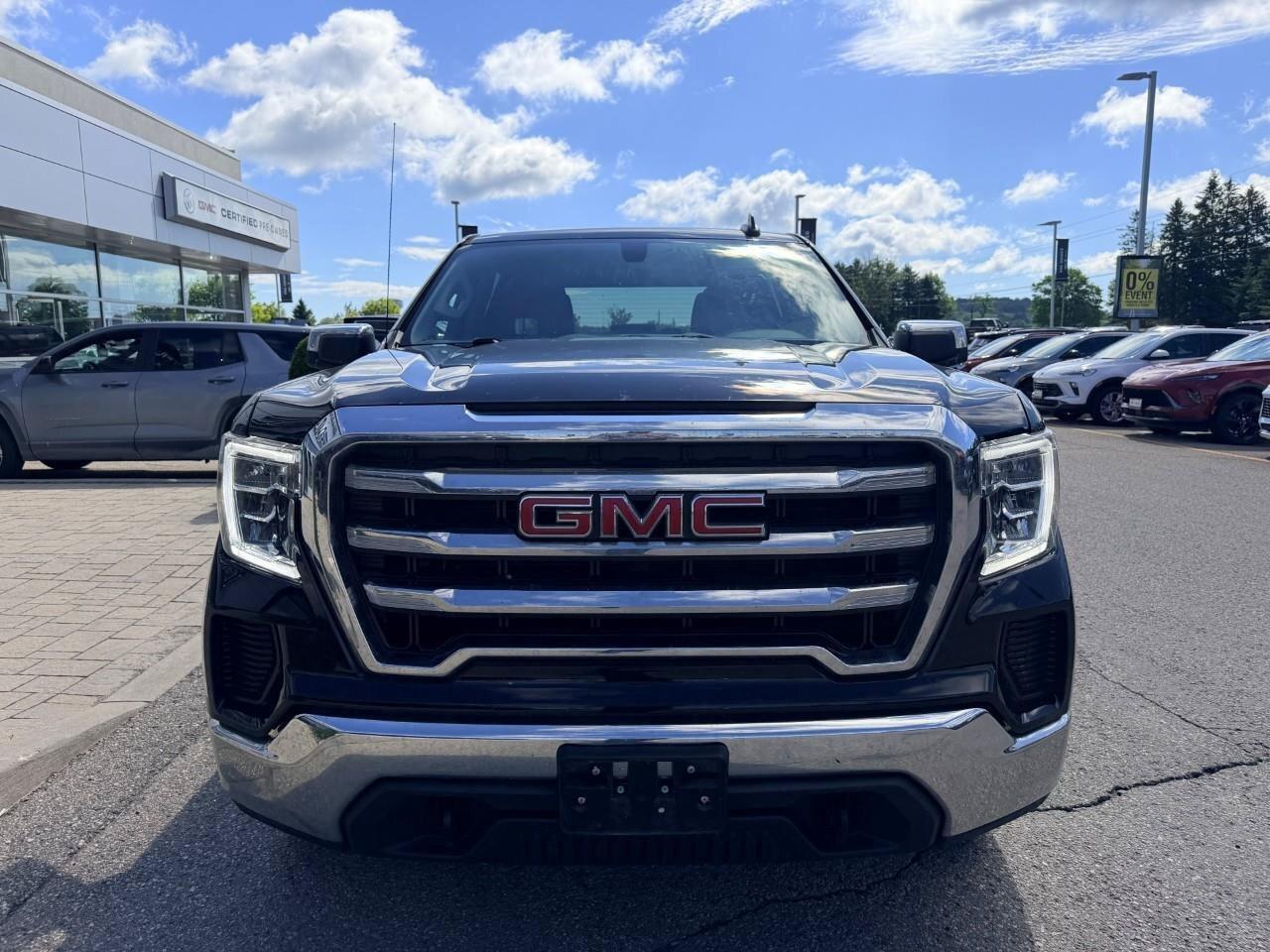 2021 GMC Sierra 1500 4WD Crew Cab 147  SLE Photo