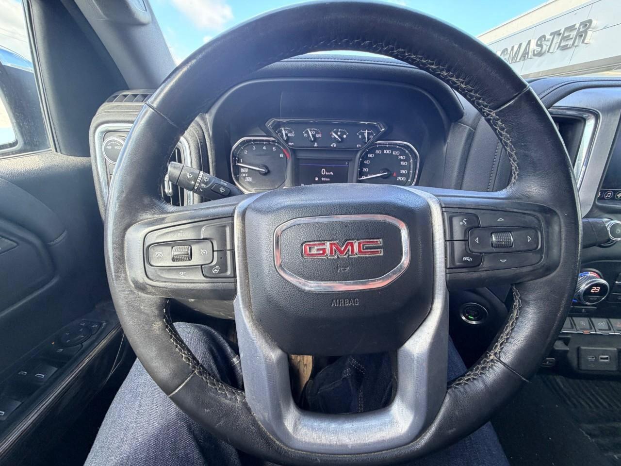 2021 GMC Sierra 1500 4WD Crew Cab 147  SLE Photo