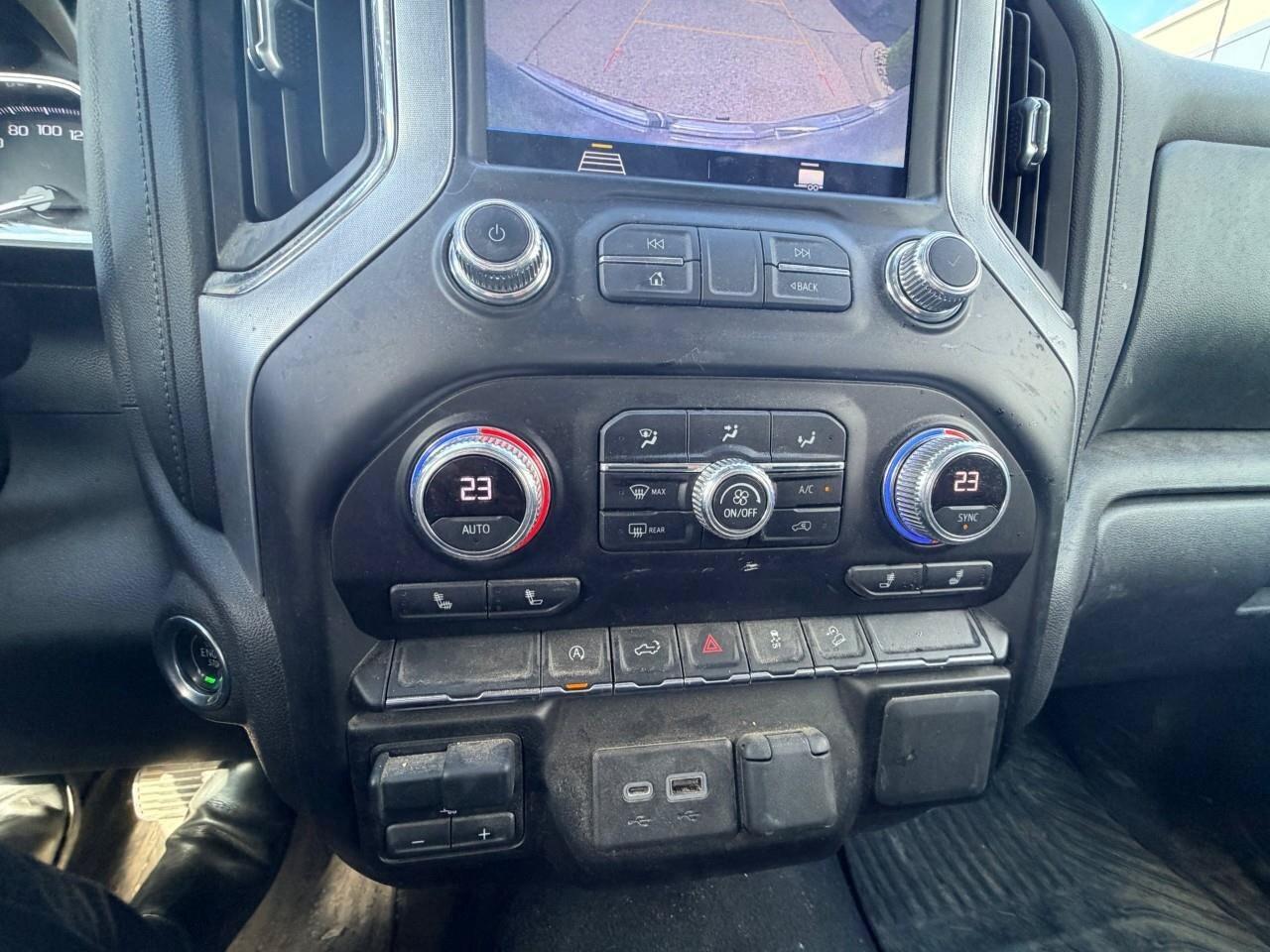 2021 GMC Sierra 1500 4WD Crew Cab 147  SLE Photo