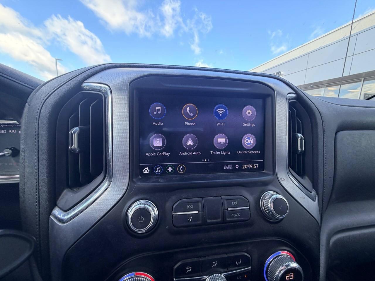 2021 GMC Sierra 1500 4WD Crew Cab 147  SLE Photo