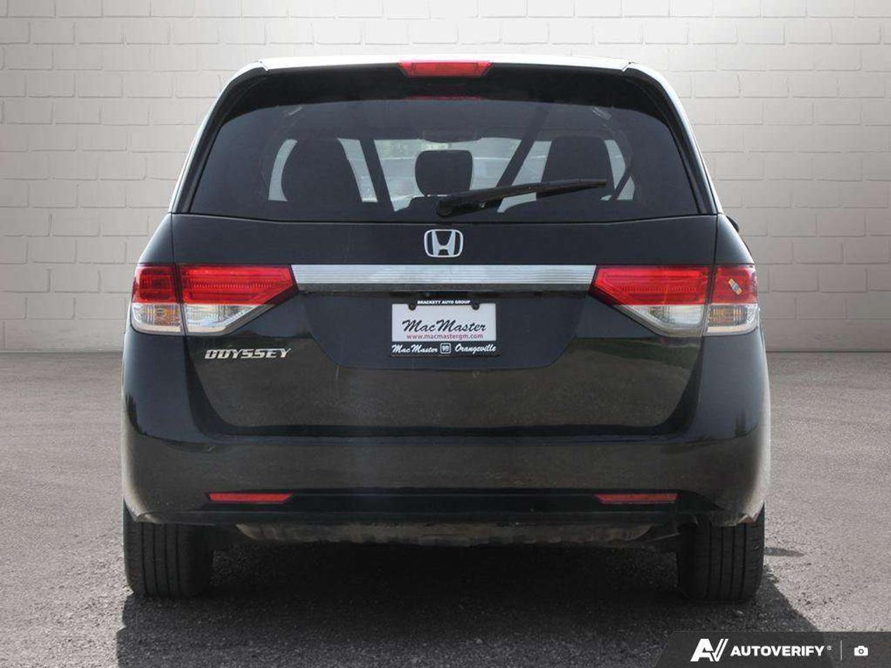 2017 Honda Odyssey EX, 3.5L V6, ALLOYS, CLOTH, 8-PASSENGER, SNOWS, AS-TRADED! Photo