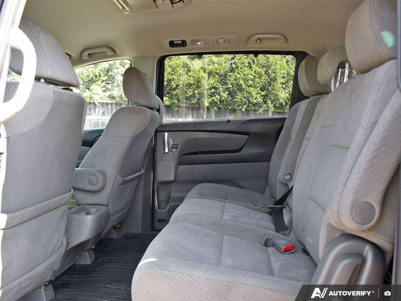 2017 Honda Odyssey EX, 3.5L V6, ALLOYS, CLOTH, 8-PASSENGER, SNOWS, AS-TRADED! Photo